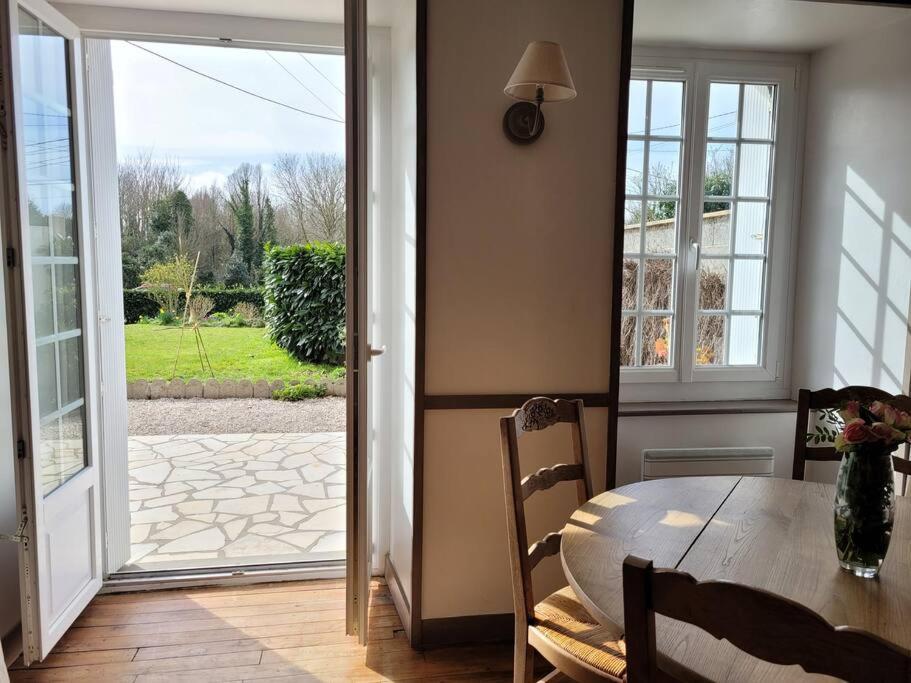 Maison Au Calme A 2 Pas Du Port Cancale Exterior foto